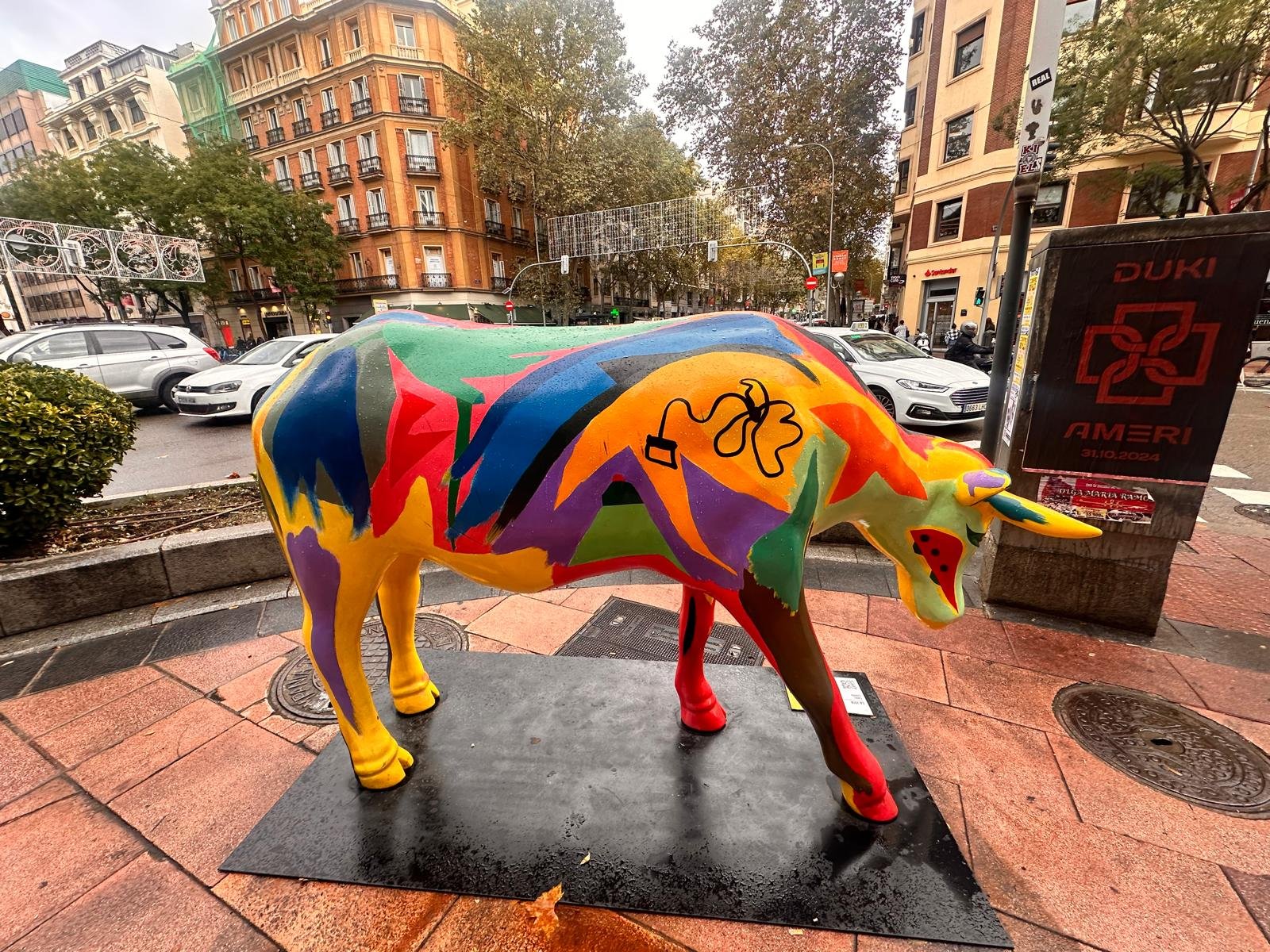 Bull exhibition in Madrid. Anonymous Submission.