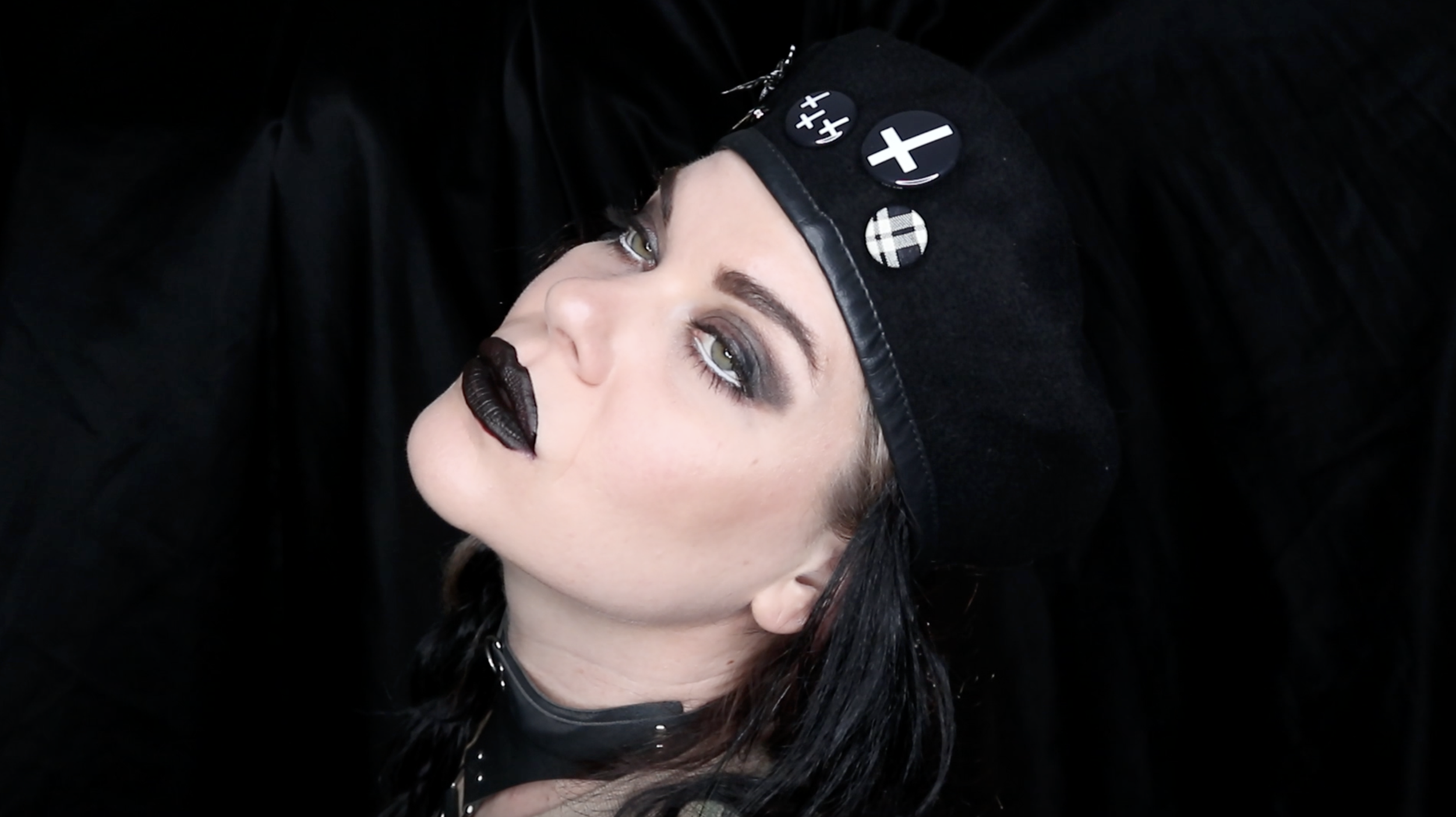 black profile.png